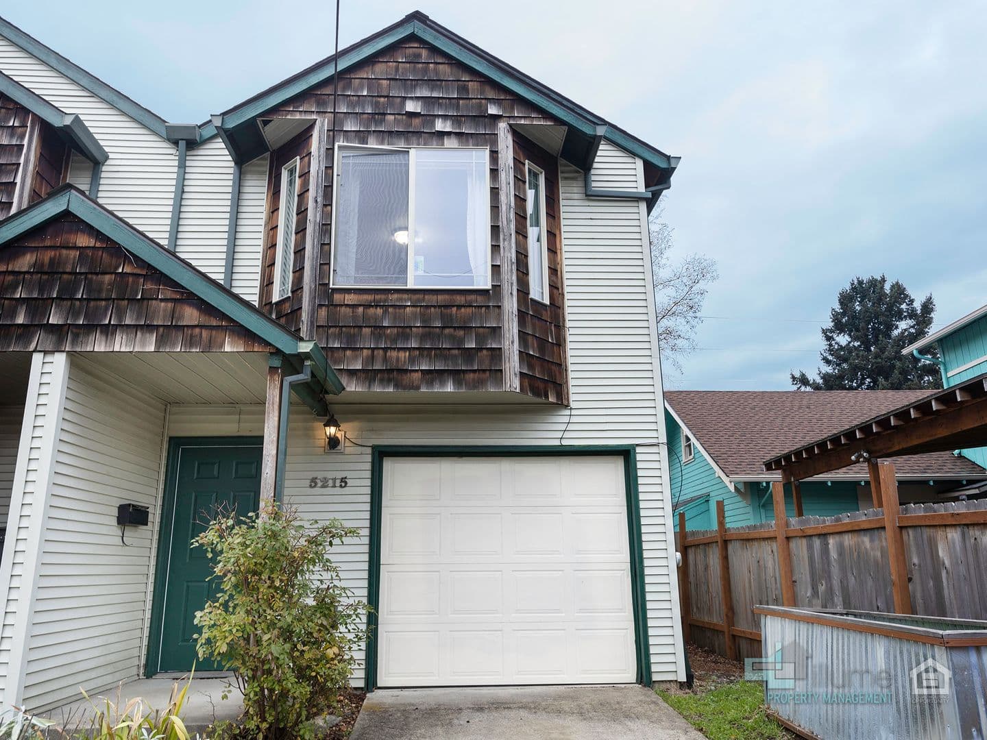 Portland House: 5215 SE Pardee St.
