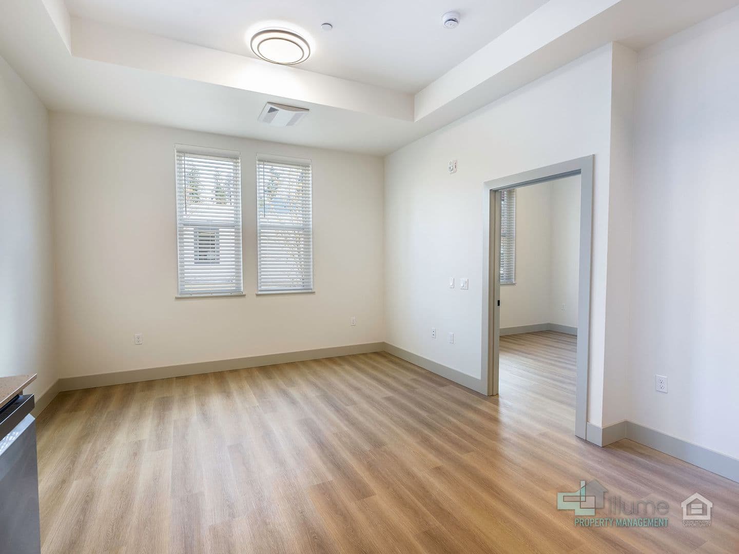 Oregon City Apartment: 617 Monroe Street