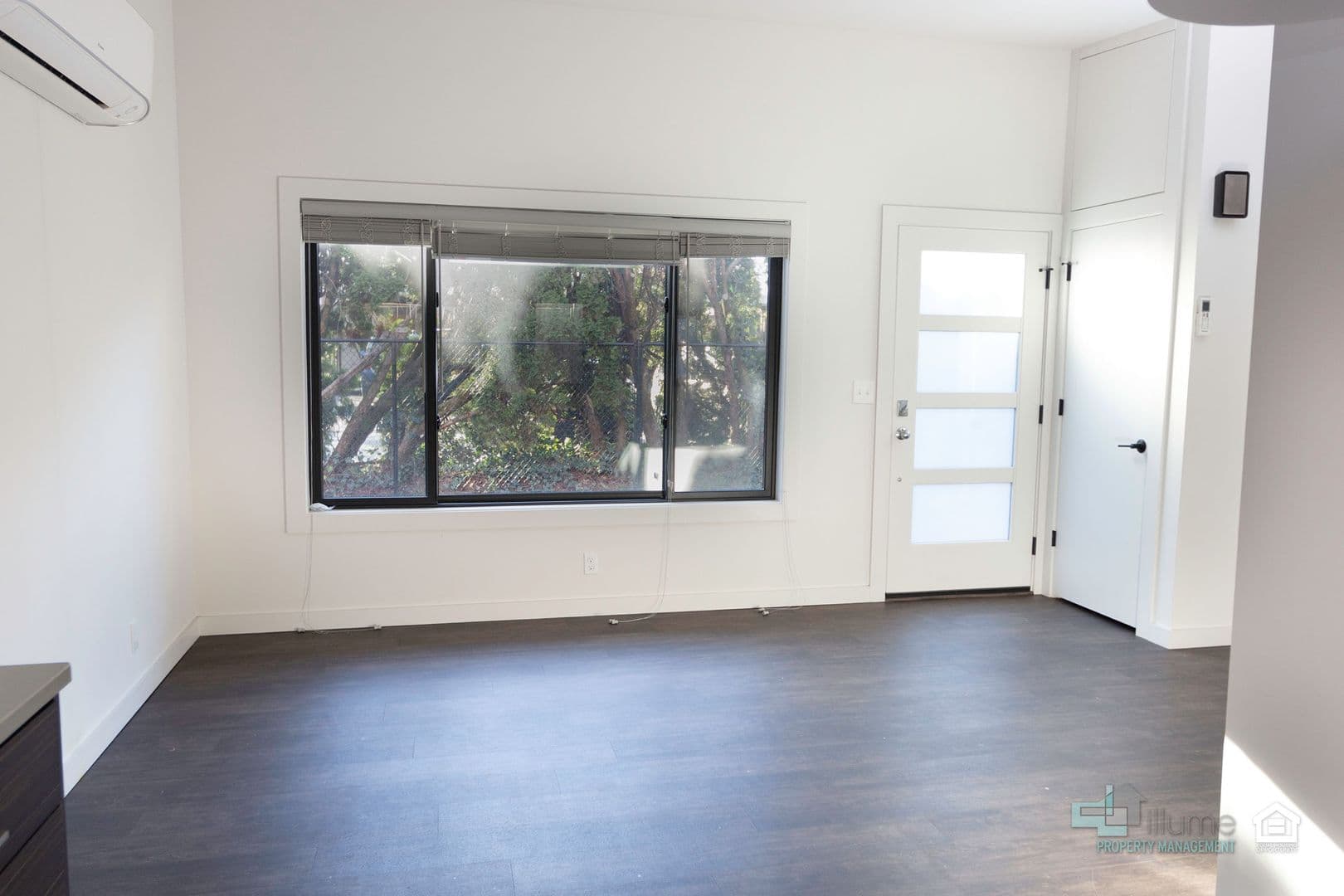 Milwaukie Apartment: 2425 SE Monroe St.