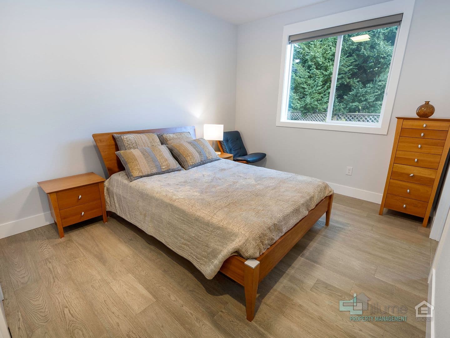 Lake Oswego House: 35 Oriole Lane