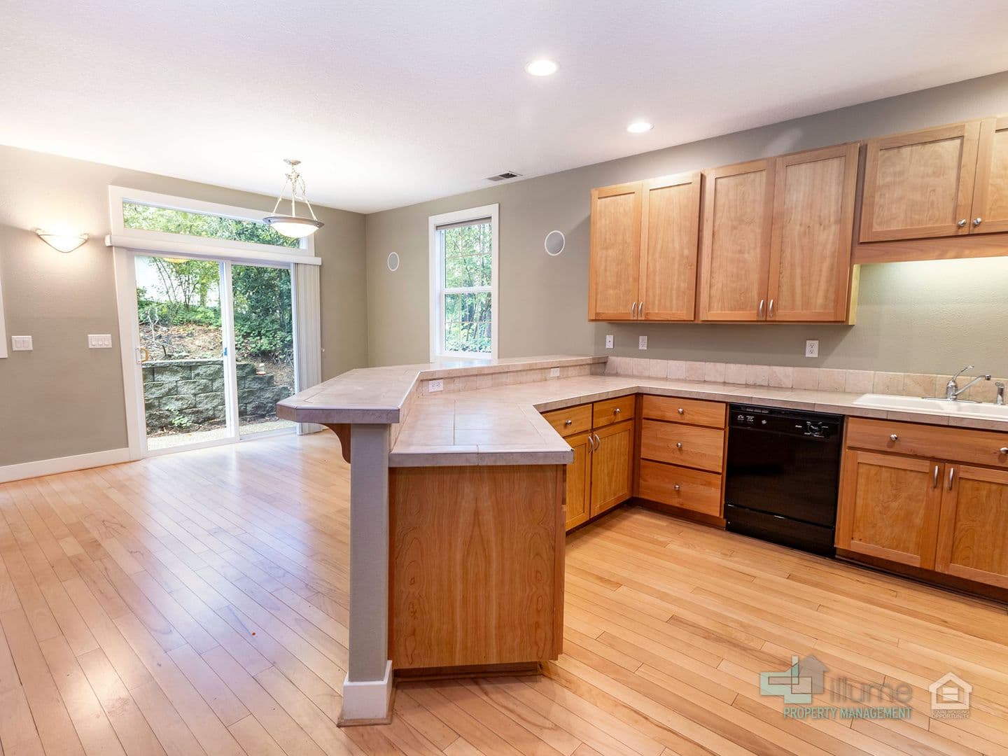 Beaverton House: 9305 SW Jasper Drive
