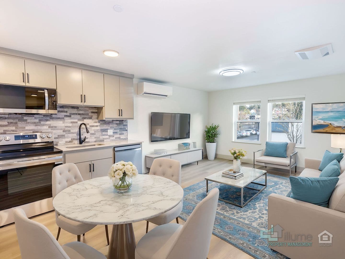 Oregon City Apartment: 617 Monroe Street