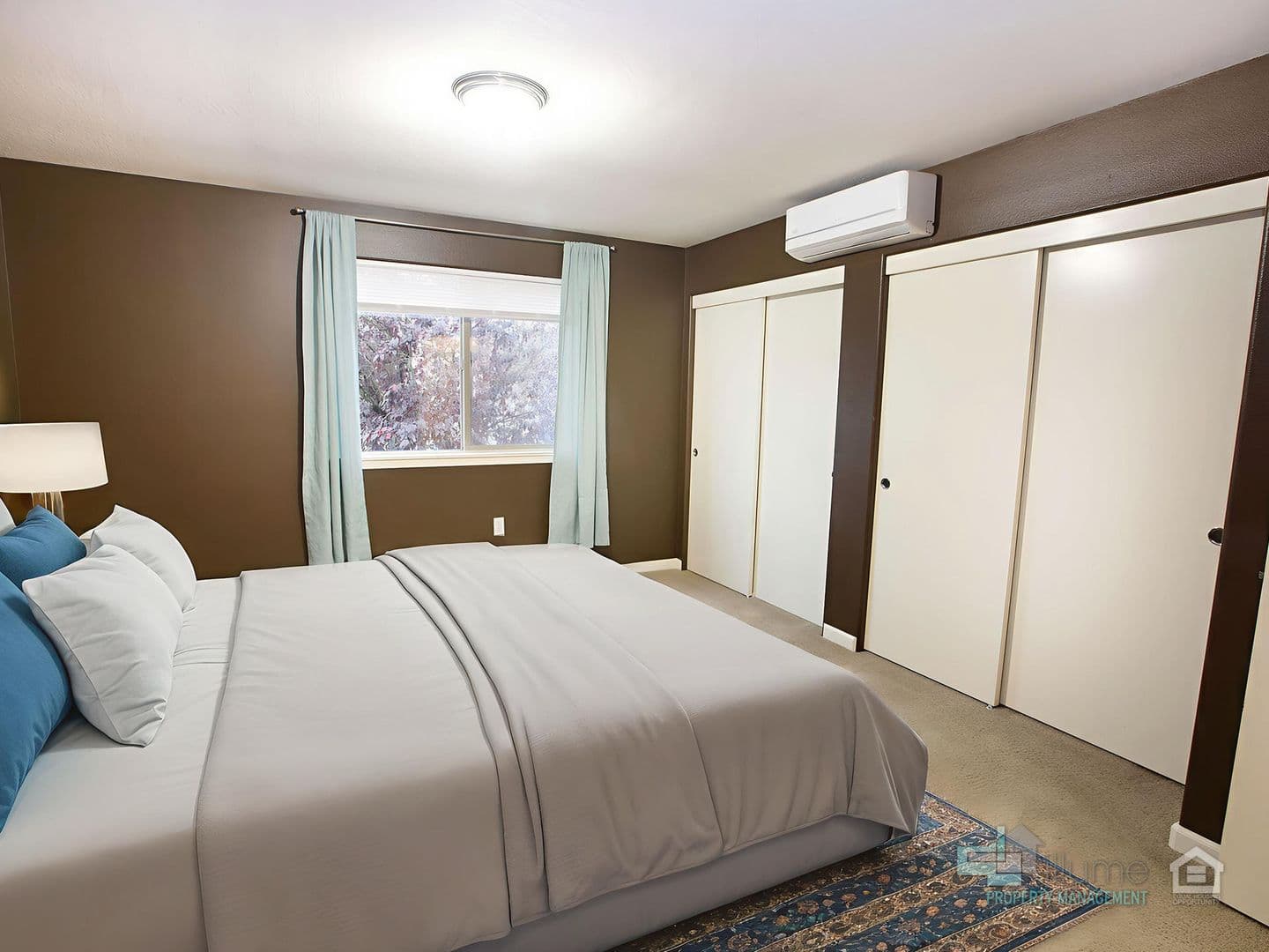 Portland House: 5215 SE Pardee St.