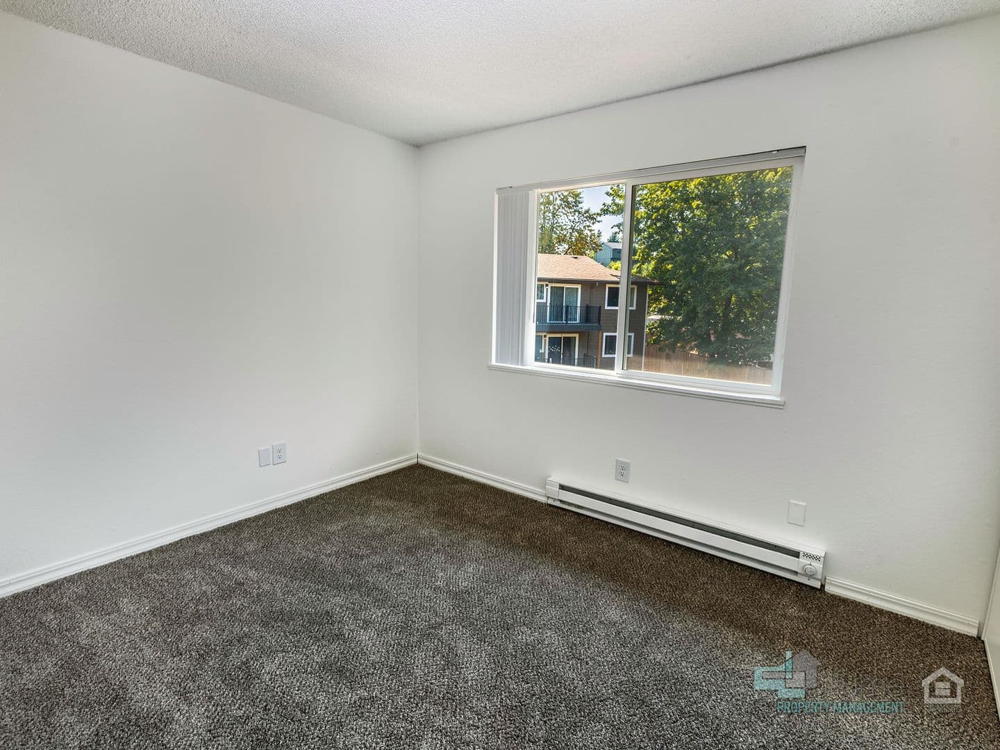Milwaukie Apartment: 4611 SE Brookside Dr