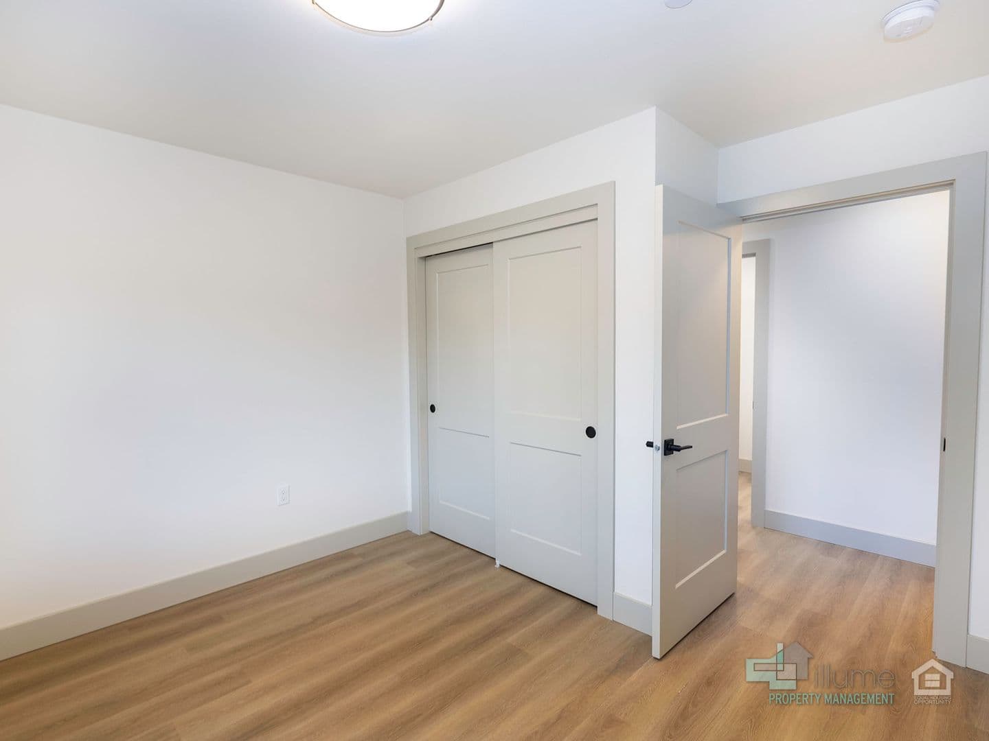 Oregon City Apartment: 617 Monroe Street