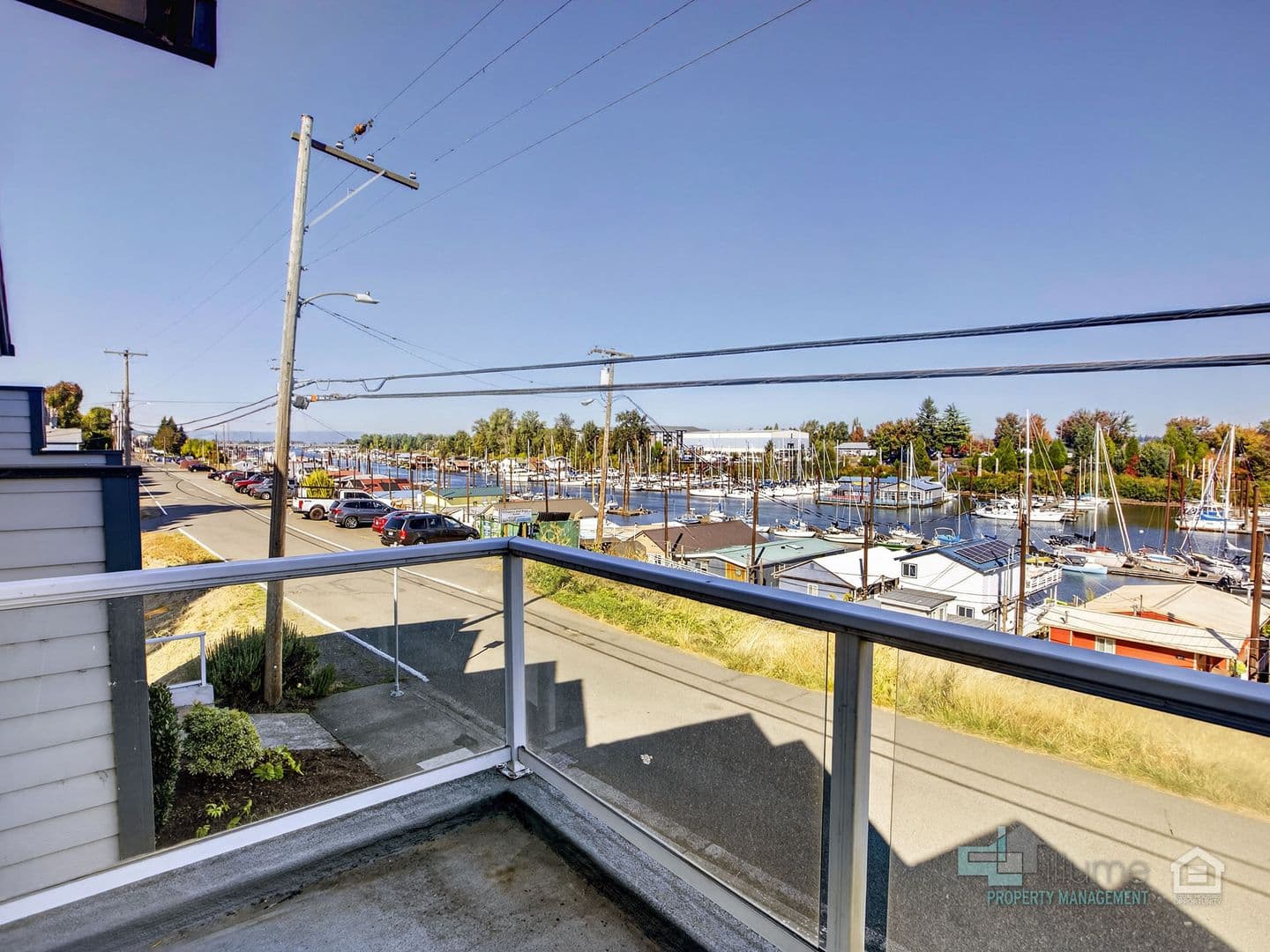 Portland Apartment: 220-244 NE Bridgeton Rd