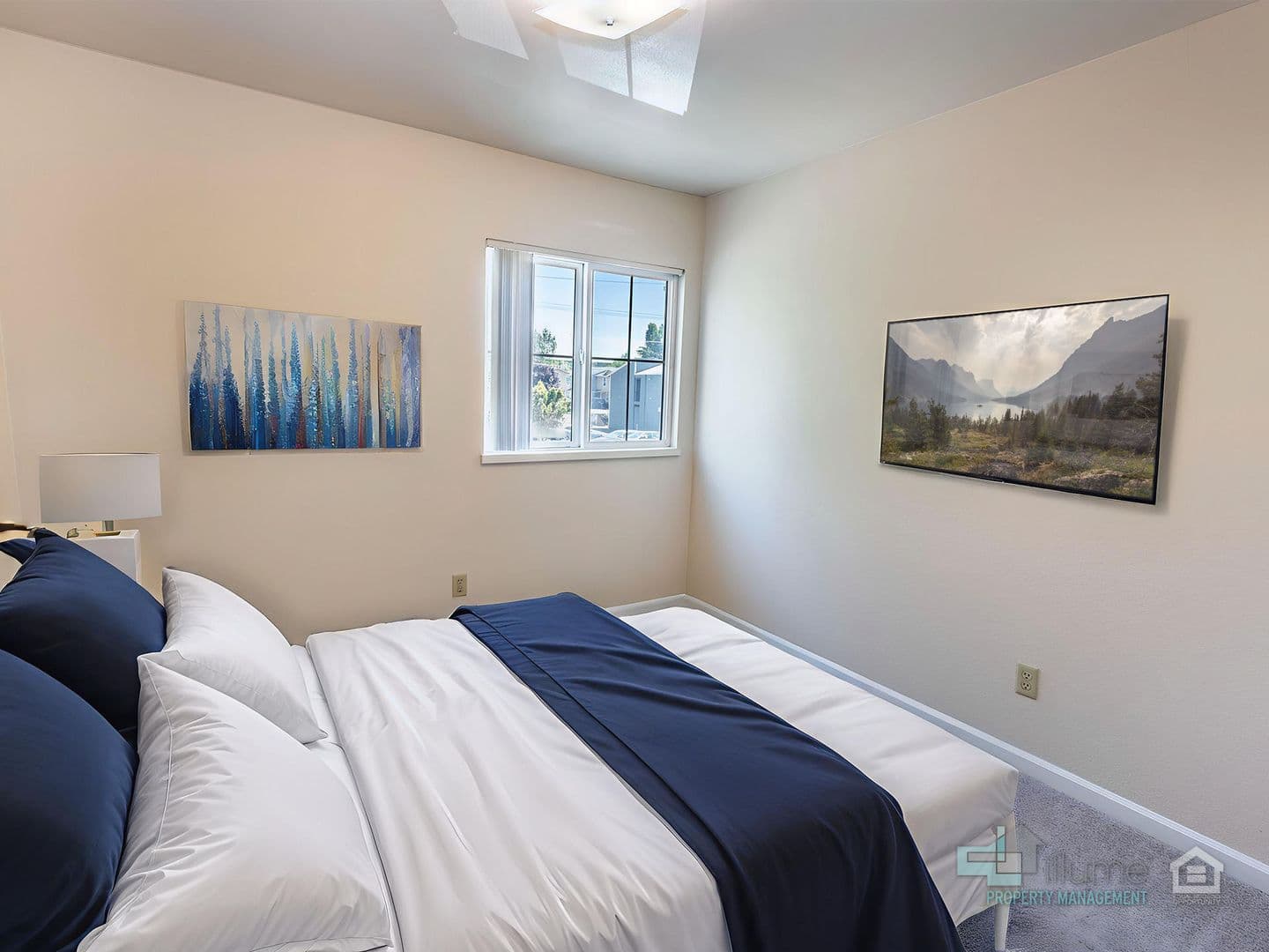 Salem Apartment: 3489 - 3493 Hawthorne Ave. NE