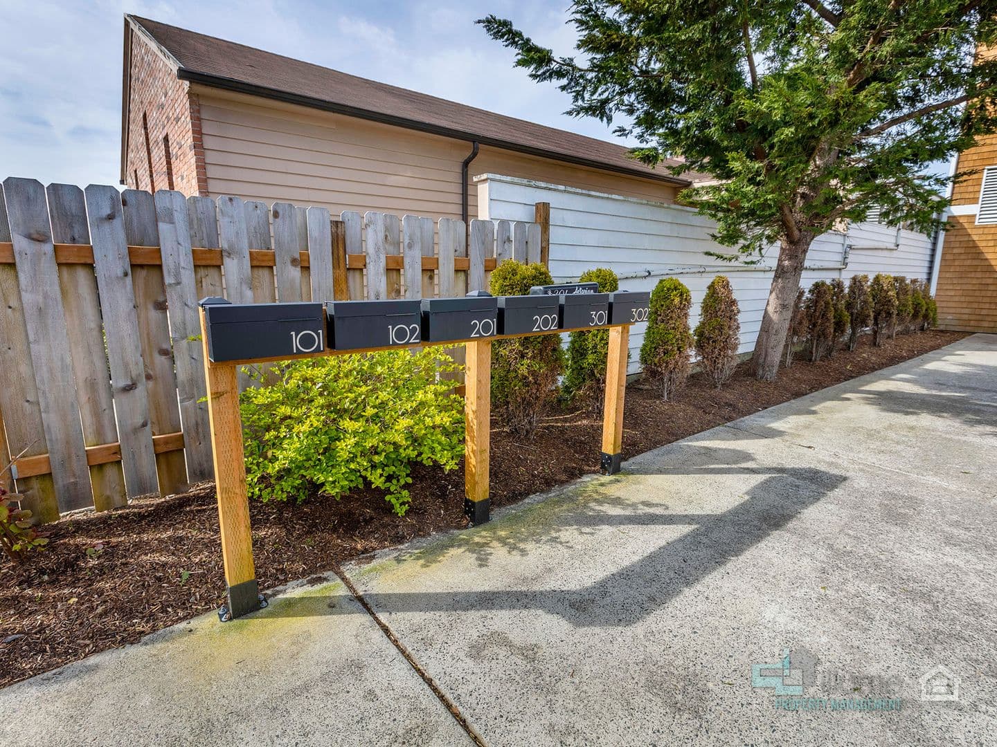 Seaside Condo: 224 N Holladay Dr