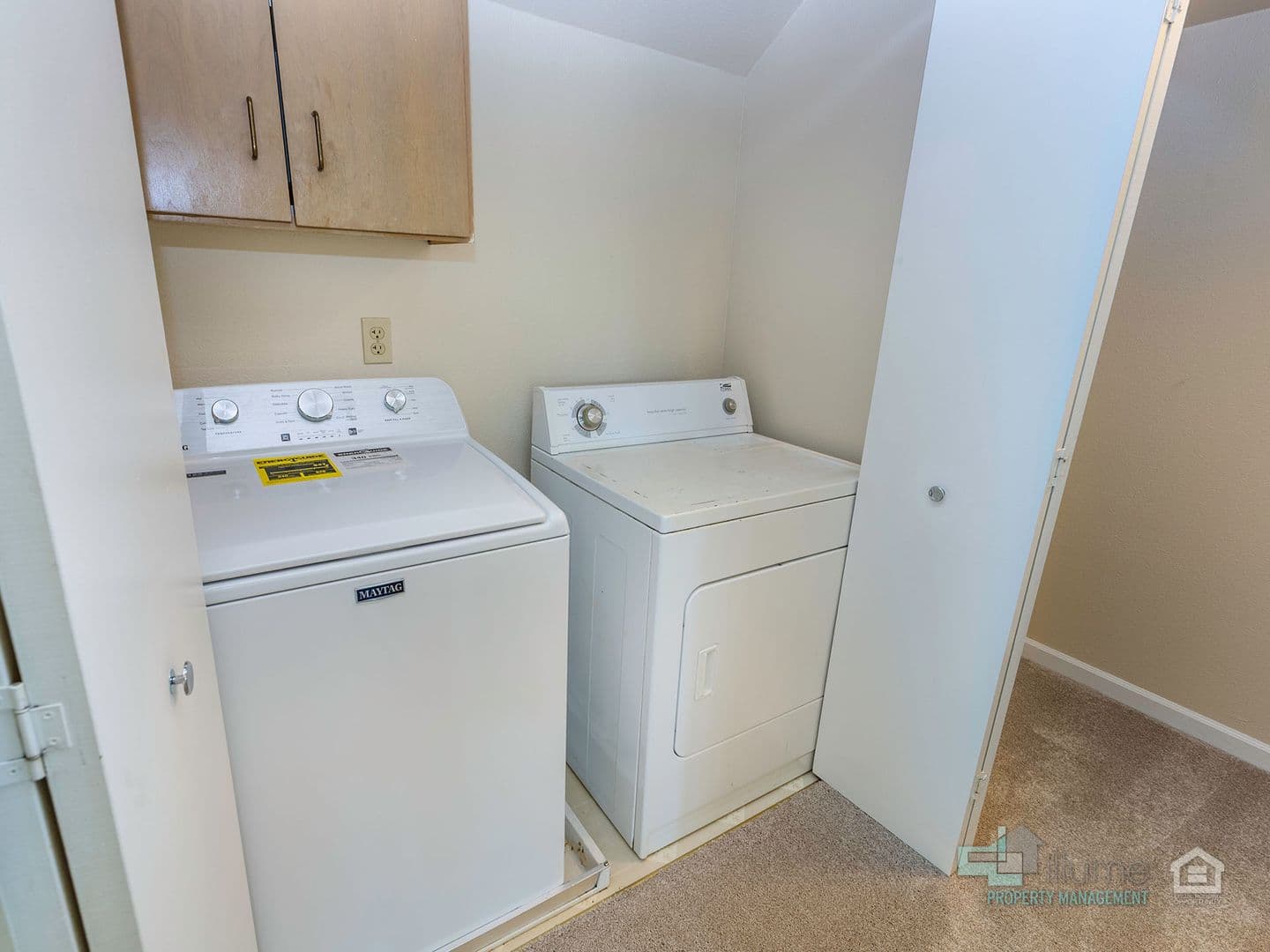 Salem Apartment: 3489 - 3493 Hawthorne Ave. NE