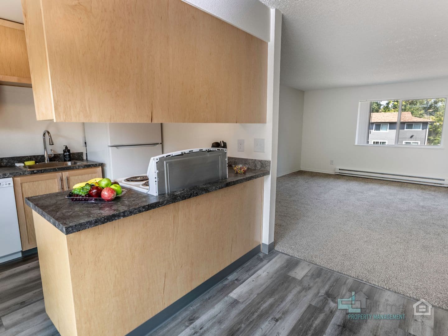 Milwaukie Apartment: 4611 SE Brookside Dr