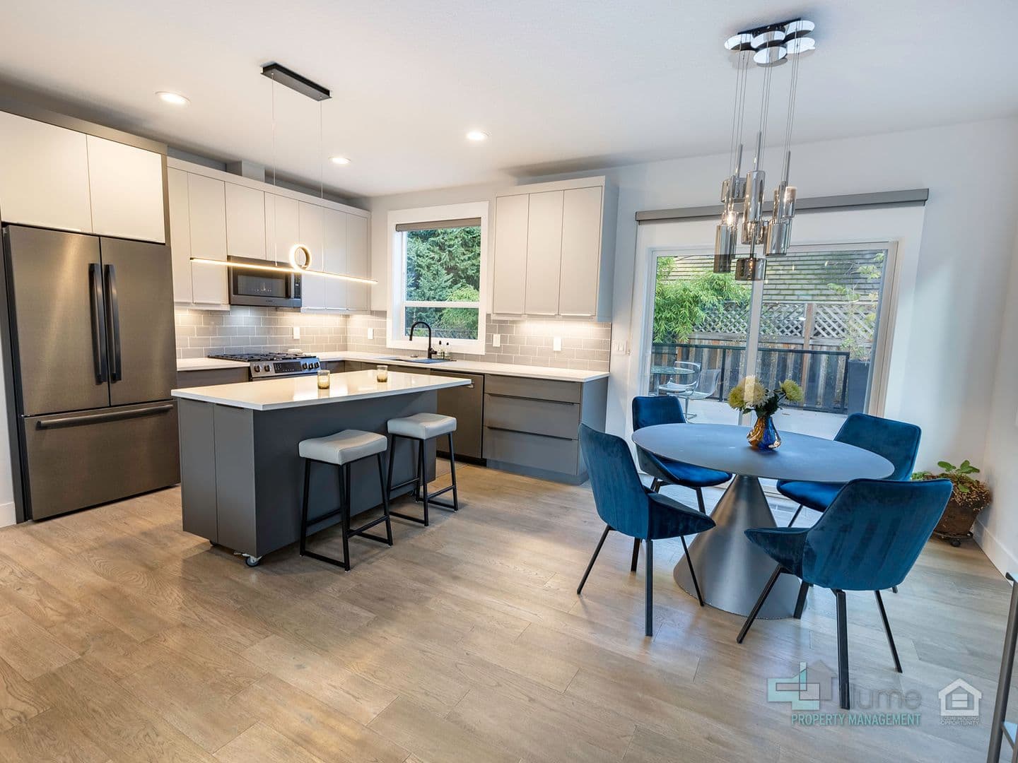 Lake Oswego House: 35 Oriole Lane