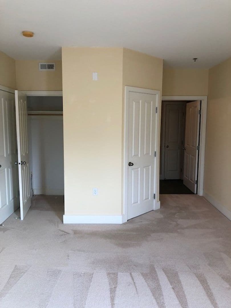 Seaside House: 1108 S. Holladay Dr. #14