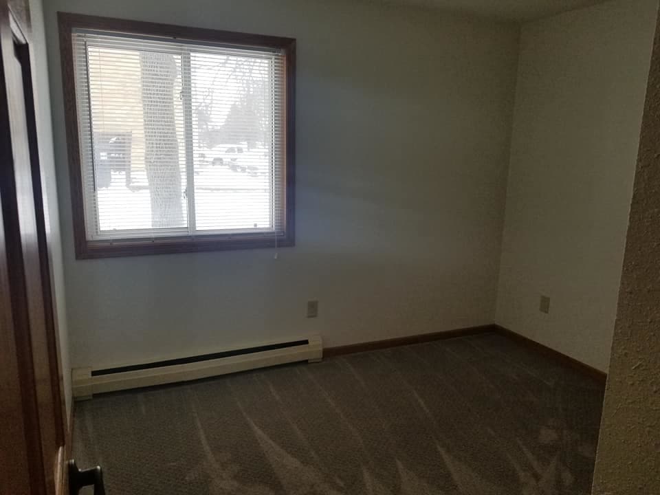 OWATONNA Apartment: 218 21 ST NW - 10