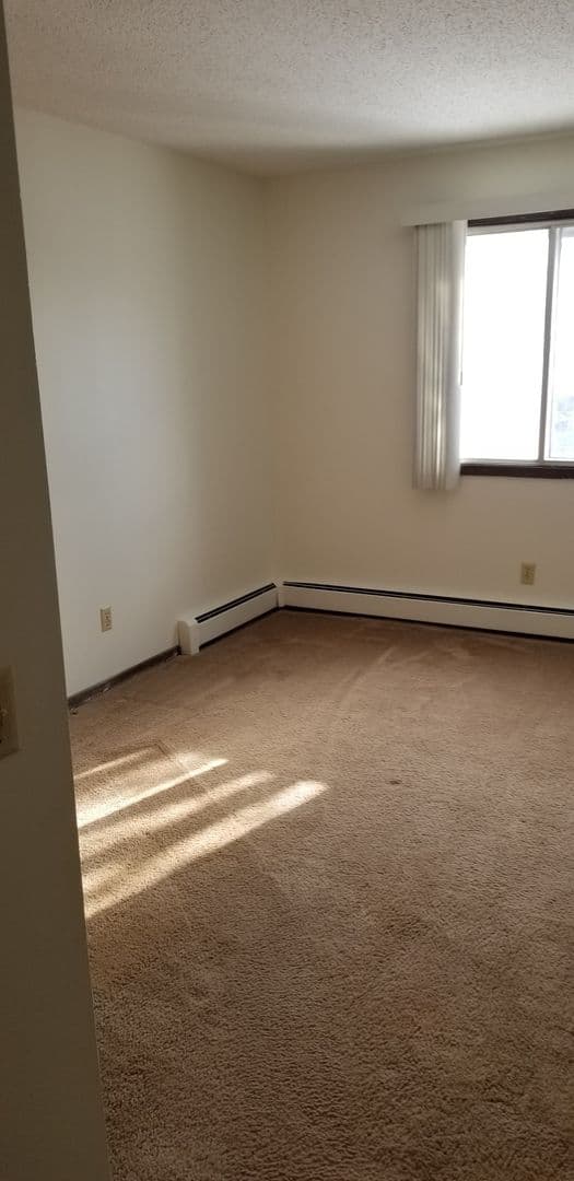 JANESVILLE Apartment: 110 W FRONT ST