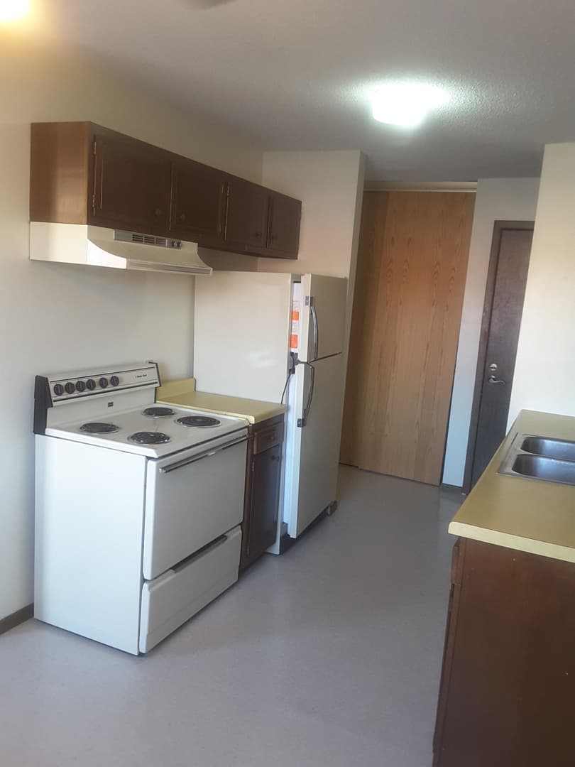 JANESVILLE Apartment: 110 W FRONT ST