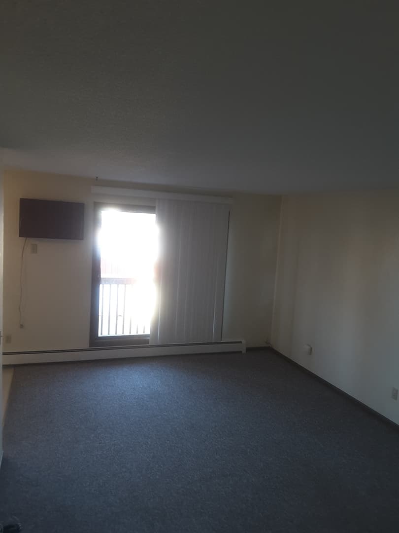 JANESVILLE Apartment: 110 W FRONT ST