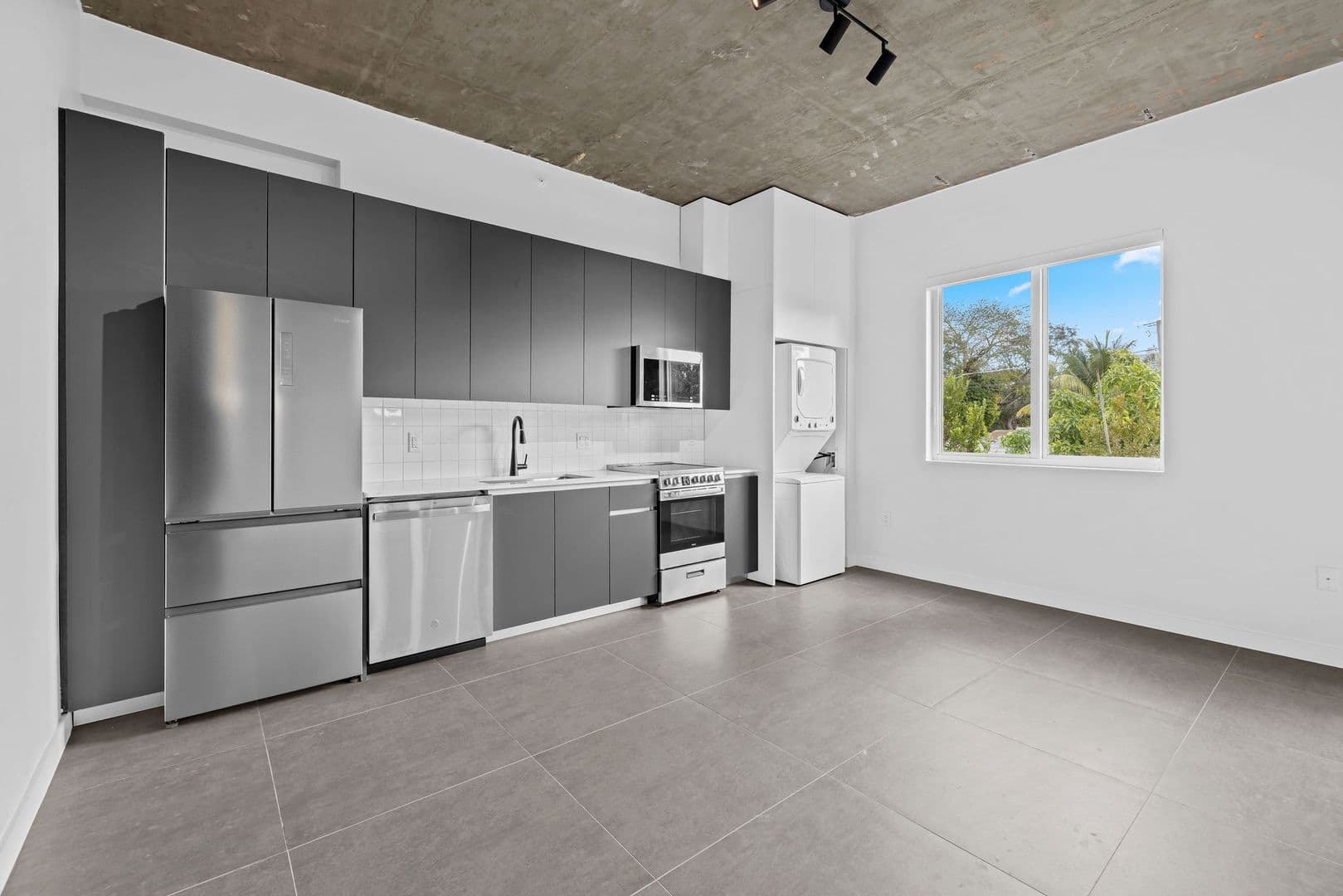 Miami Apartment: 315 NW 32 ST