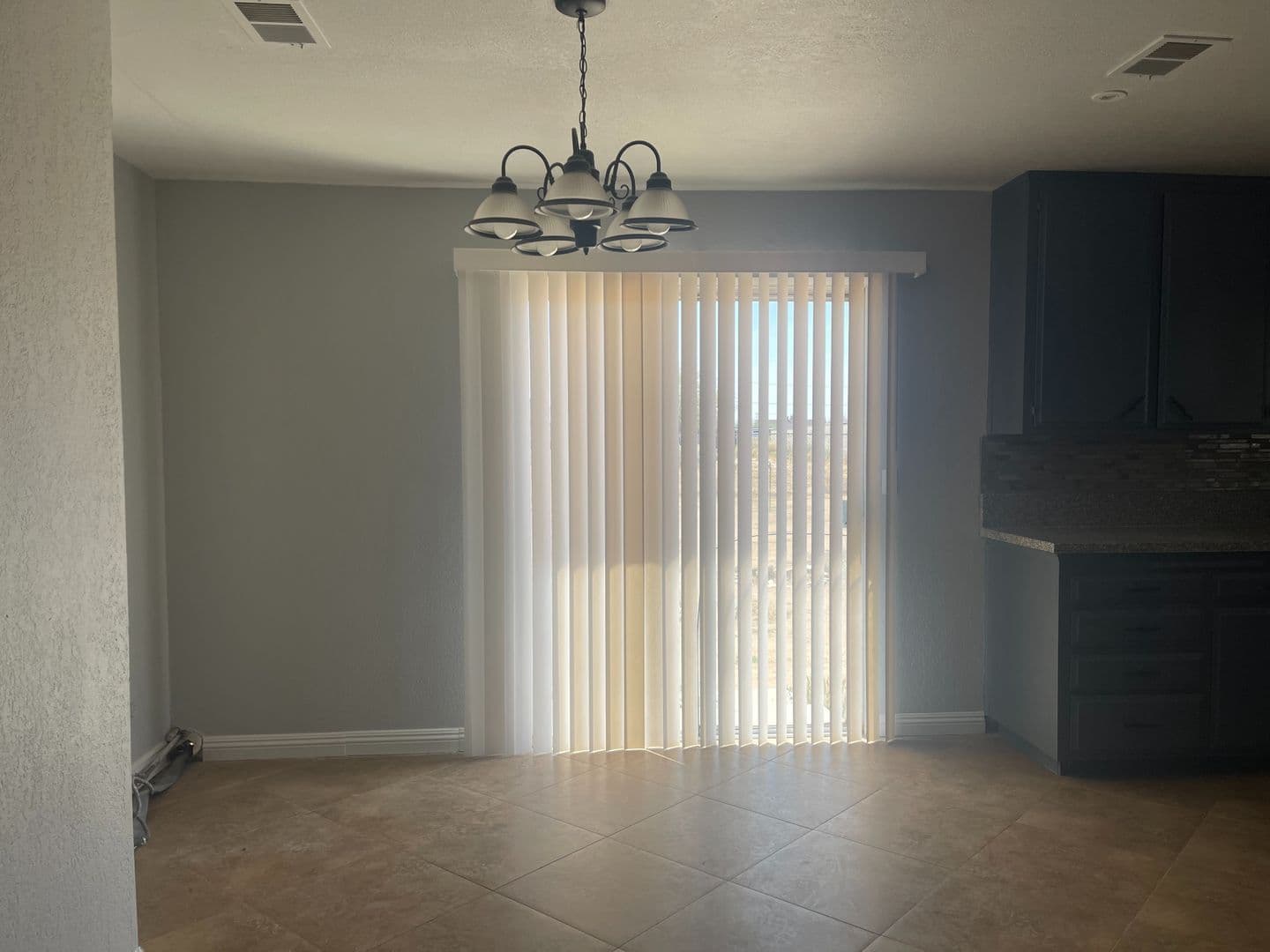 California City House: 8200 Eucalyptus Ave.