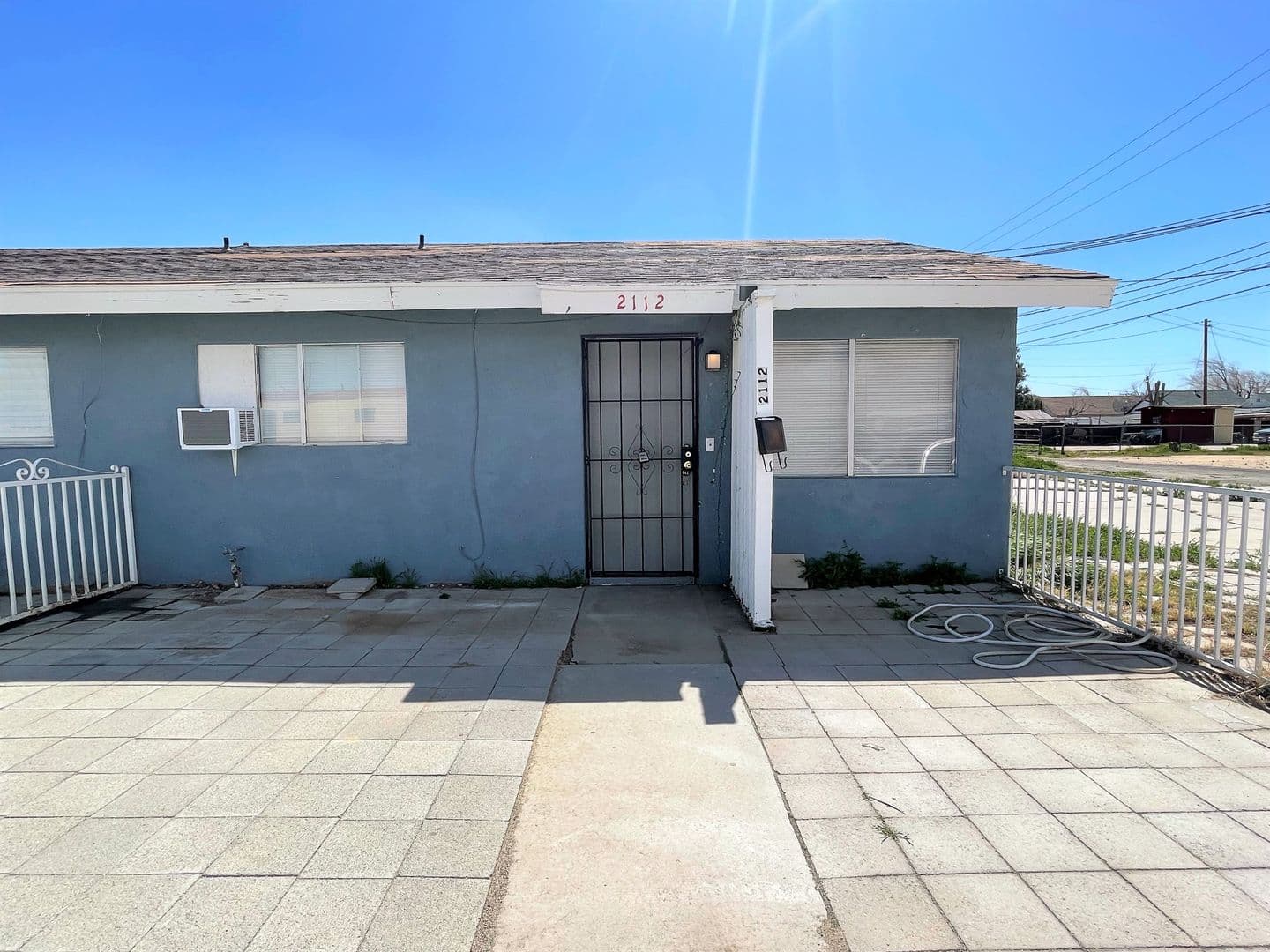 Mojave Apartment: 15965 M St.