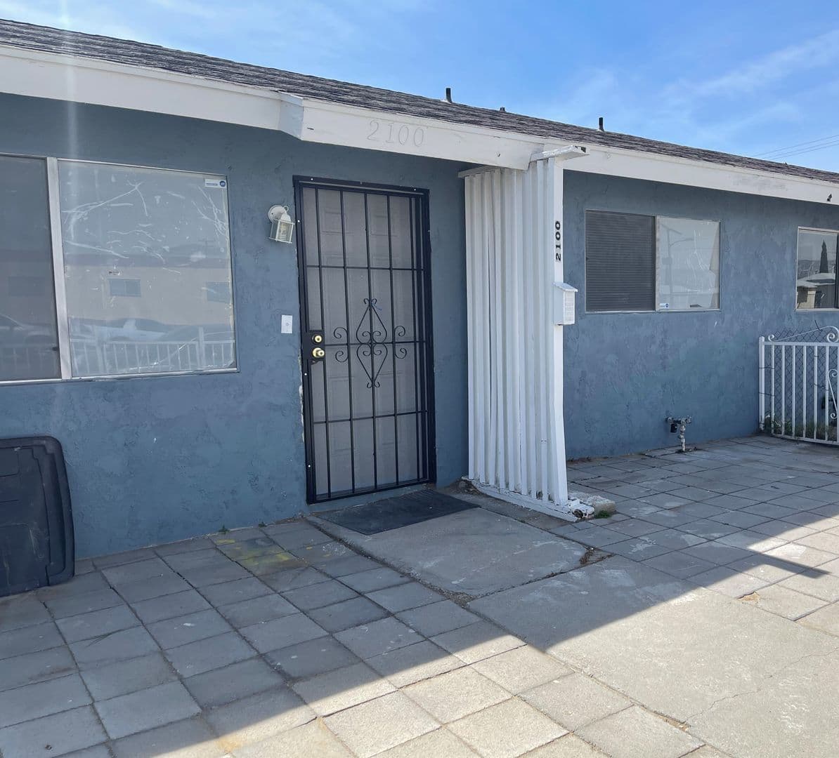 Mojave Apartment: 15965 M St.