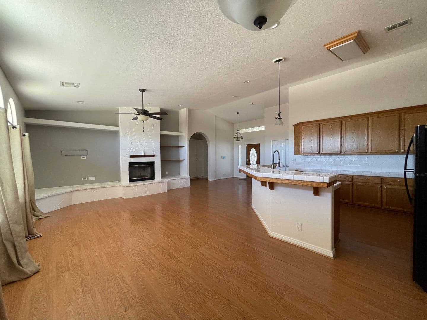 California City House: 9440 Evelyn Ave.