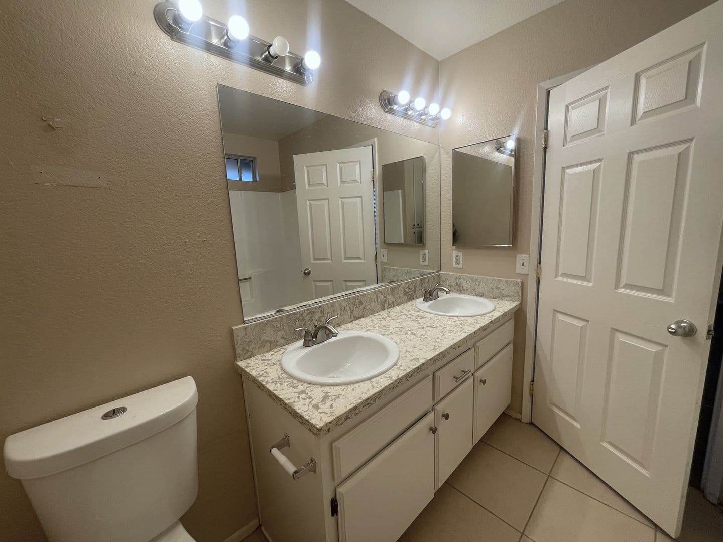 California City House: 8925 Satinwood Ave.