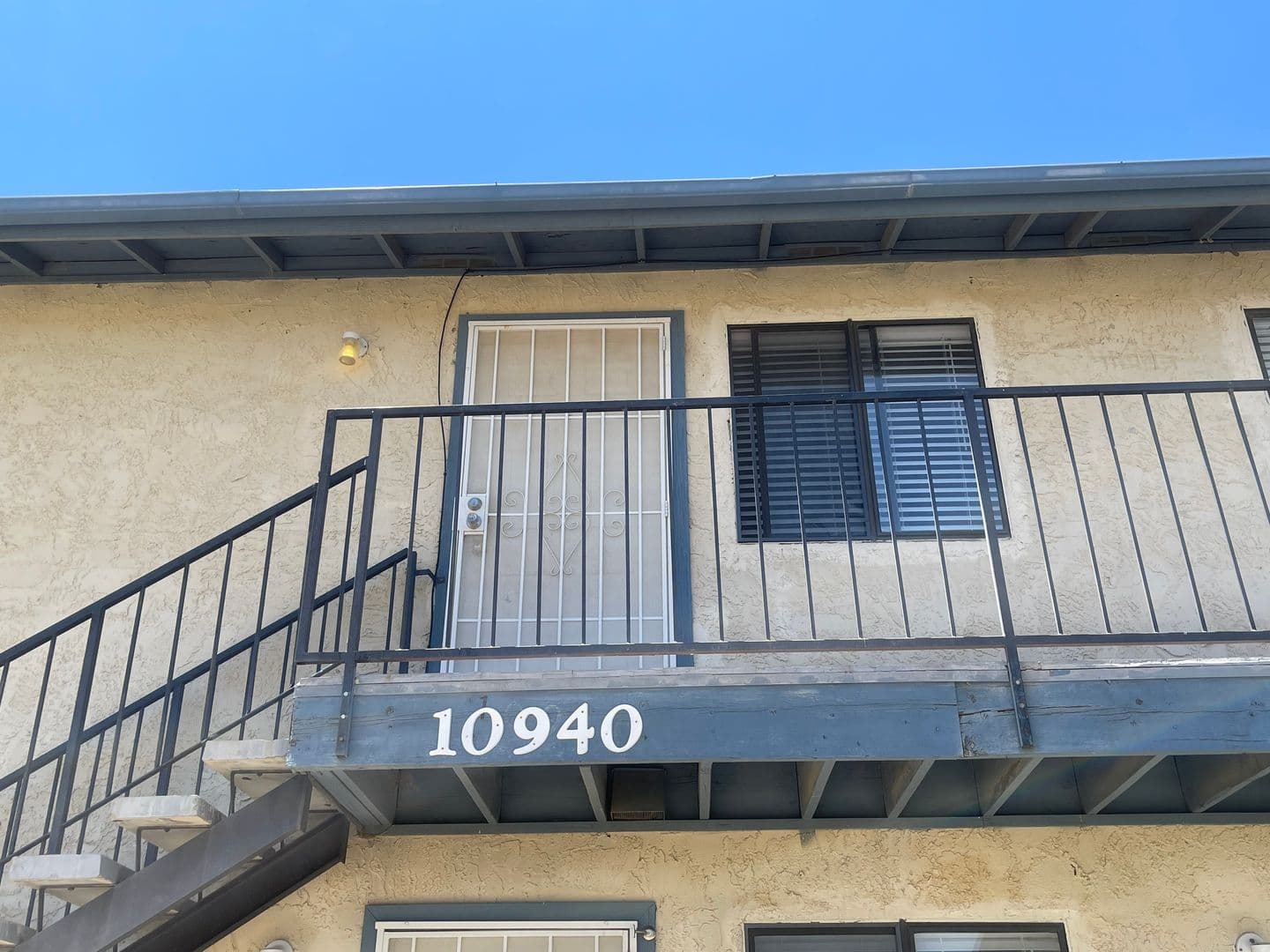 California City Apartment: 10940 Jeremy Dr.