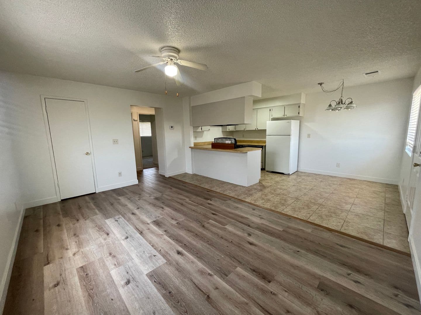 California City Apartment: 10940 Jeremy Dr.