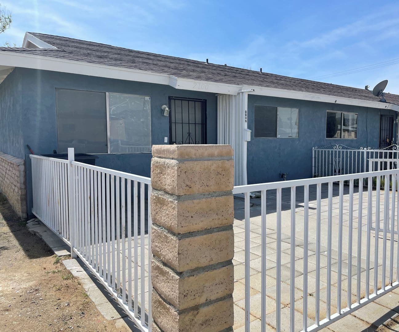 Mojave Apartment: 15965 M St.