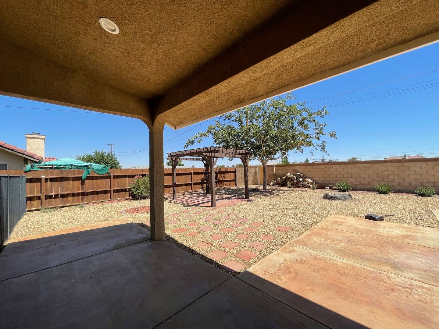California City House: 9440 Evelyn Ave.