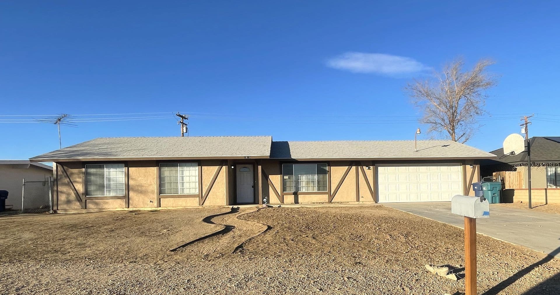California City House: 8925 Satinwood Ave.
