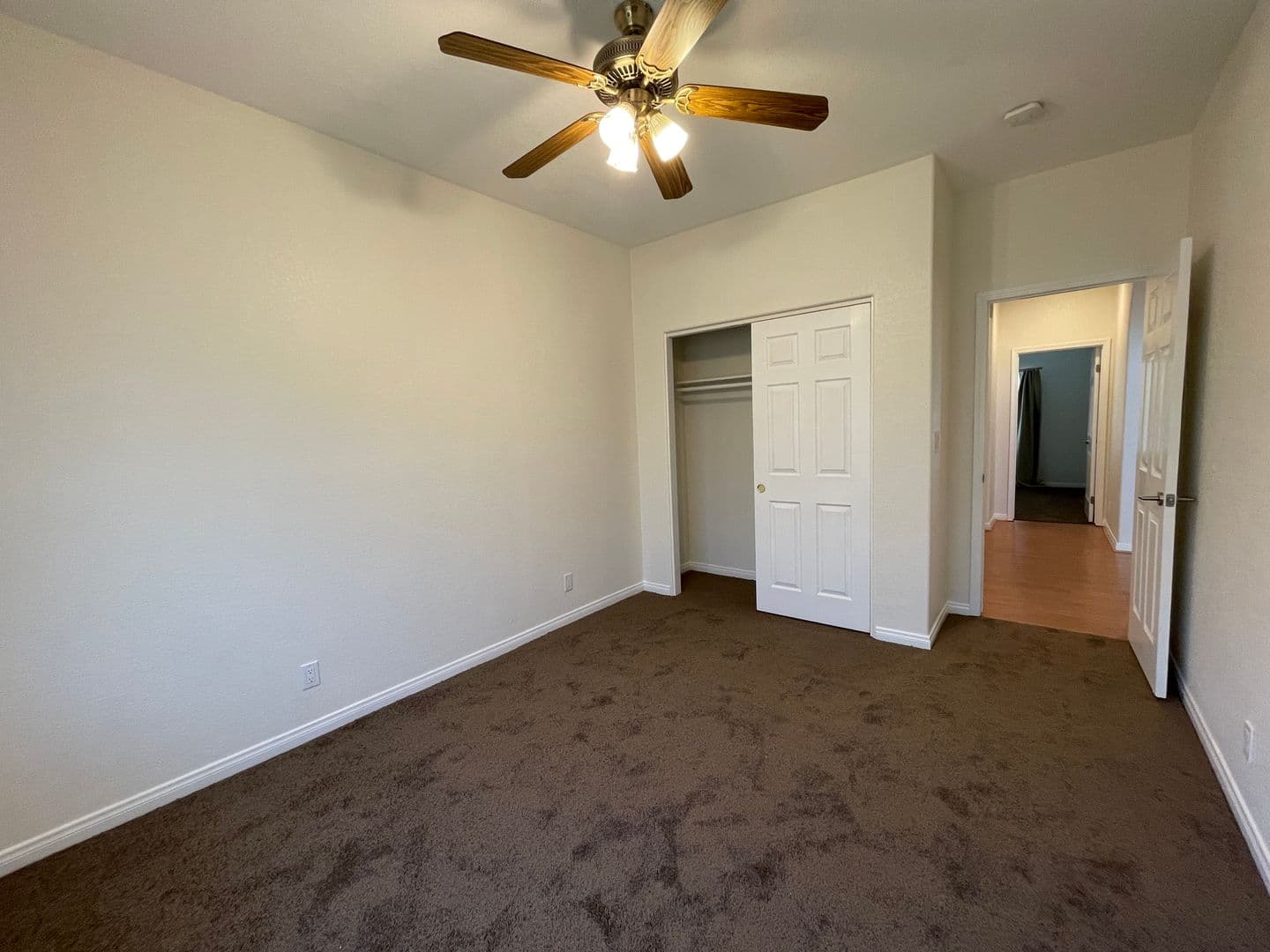 California City House: 9440 Evelyn Ave.