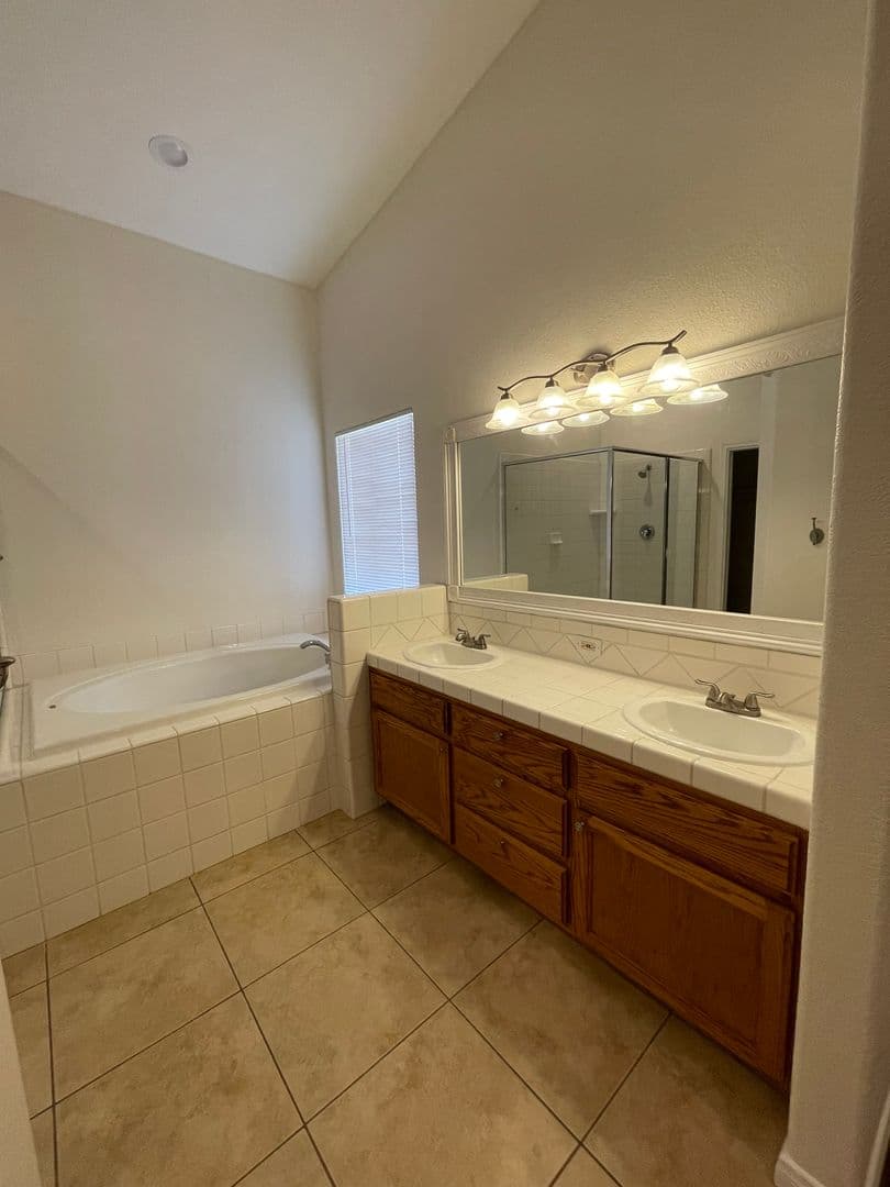 California City House: 9440 Evelyn Ave.