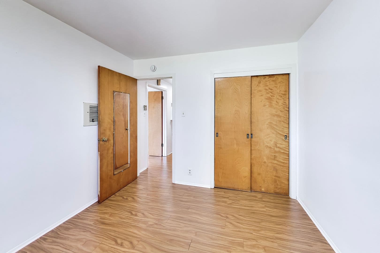 San Francisco Apartment: 1654-1656 Funston Ave