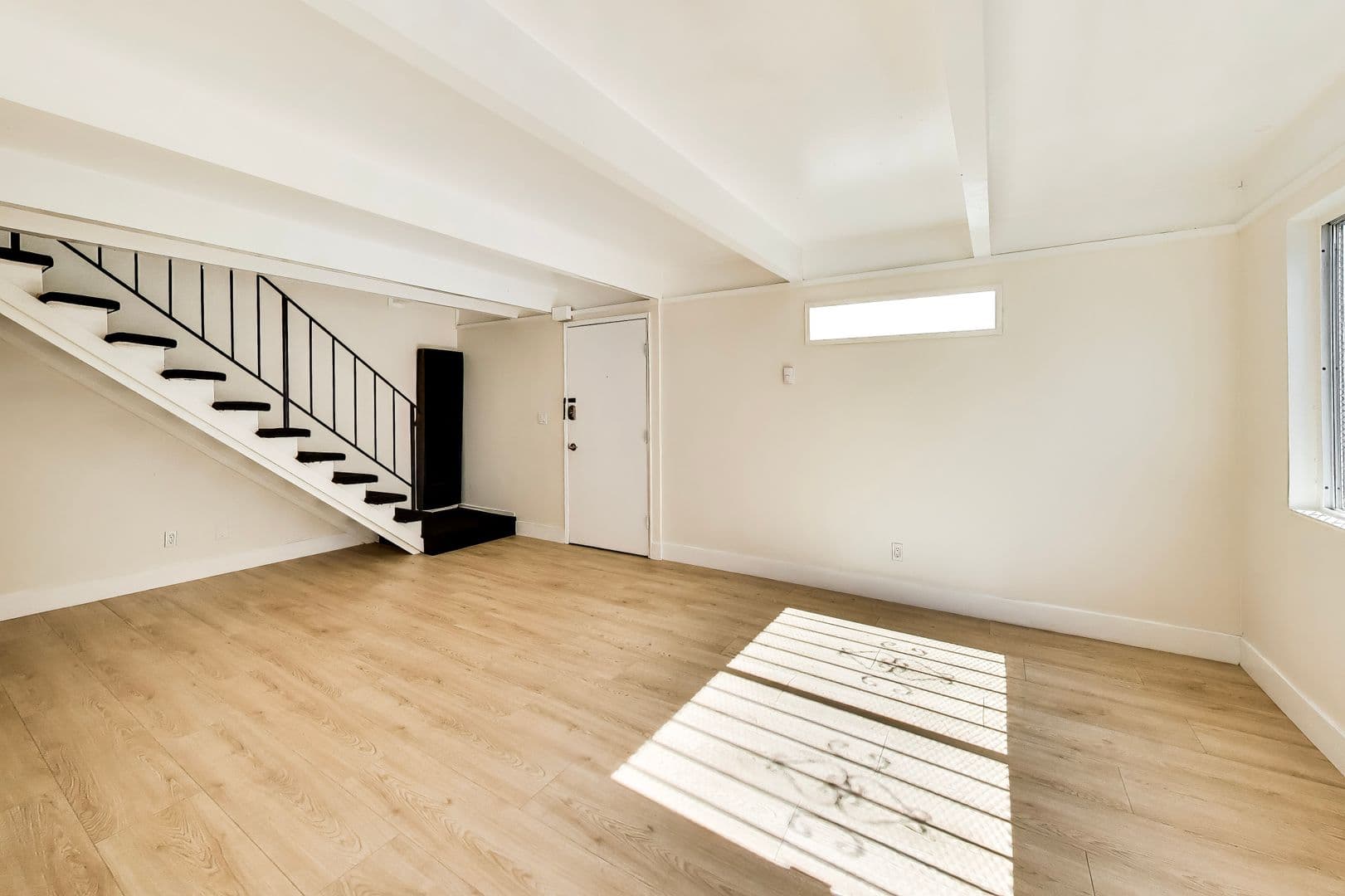 Daly City Apartment: 1319 Brunswick St