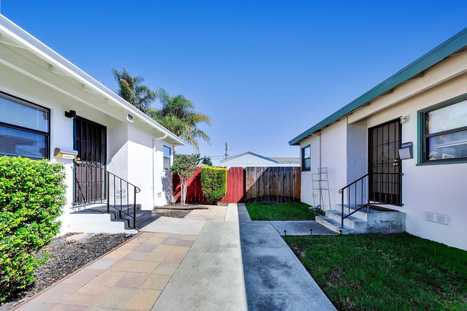 Alameda Apartment: 301-303 Maitland Dr