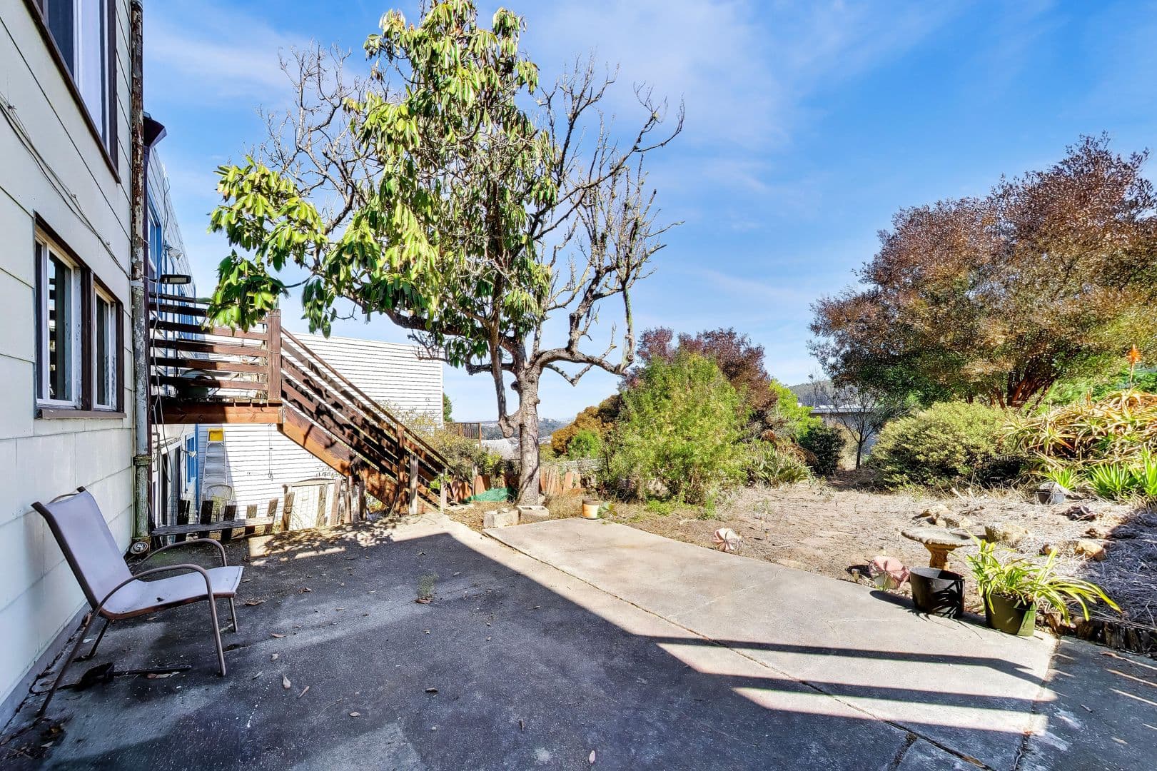 San Francisco Apartment: 1654-1656 Funston Ave