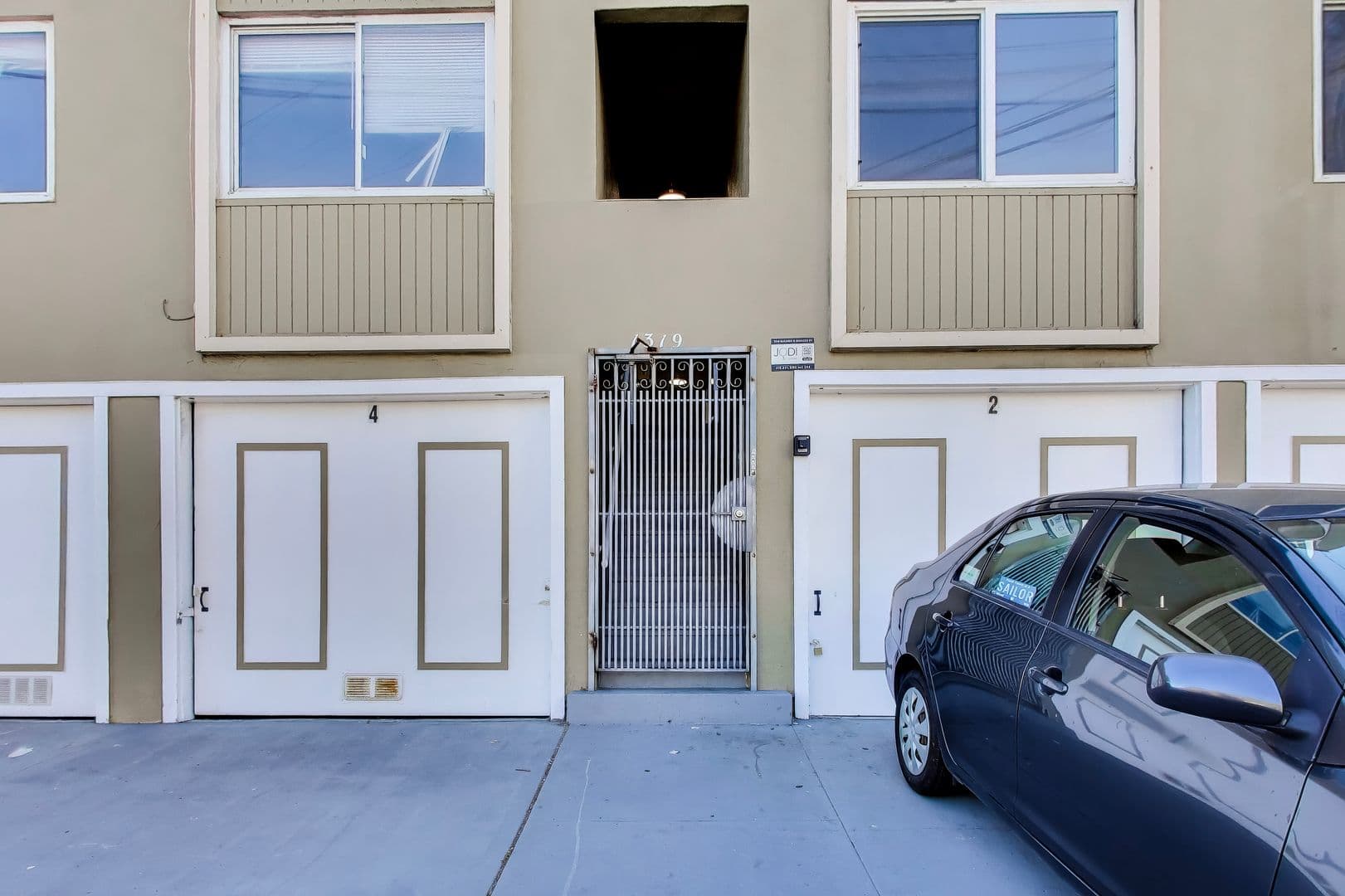 Daly City Apartment: 1319 Brunswick St