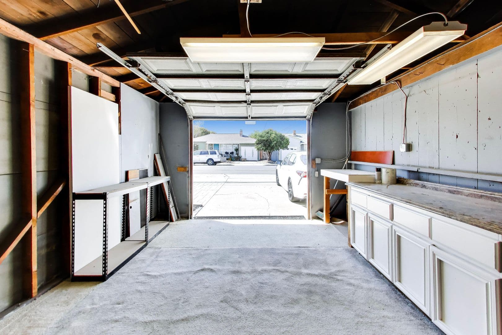 Alameda Apartment: 301-303 Maitland Dr