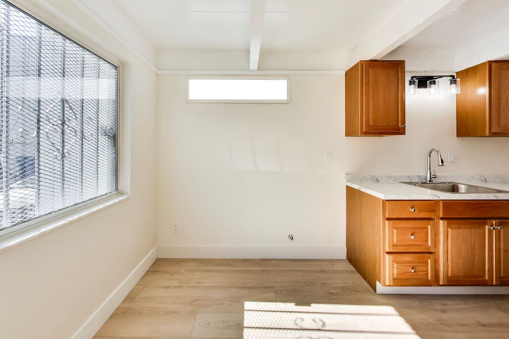 Daly City Apartment: 1319 Brunswick St