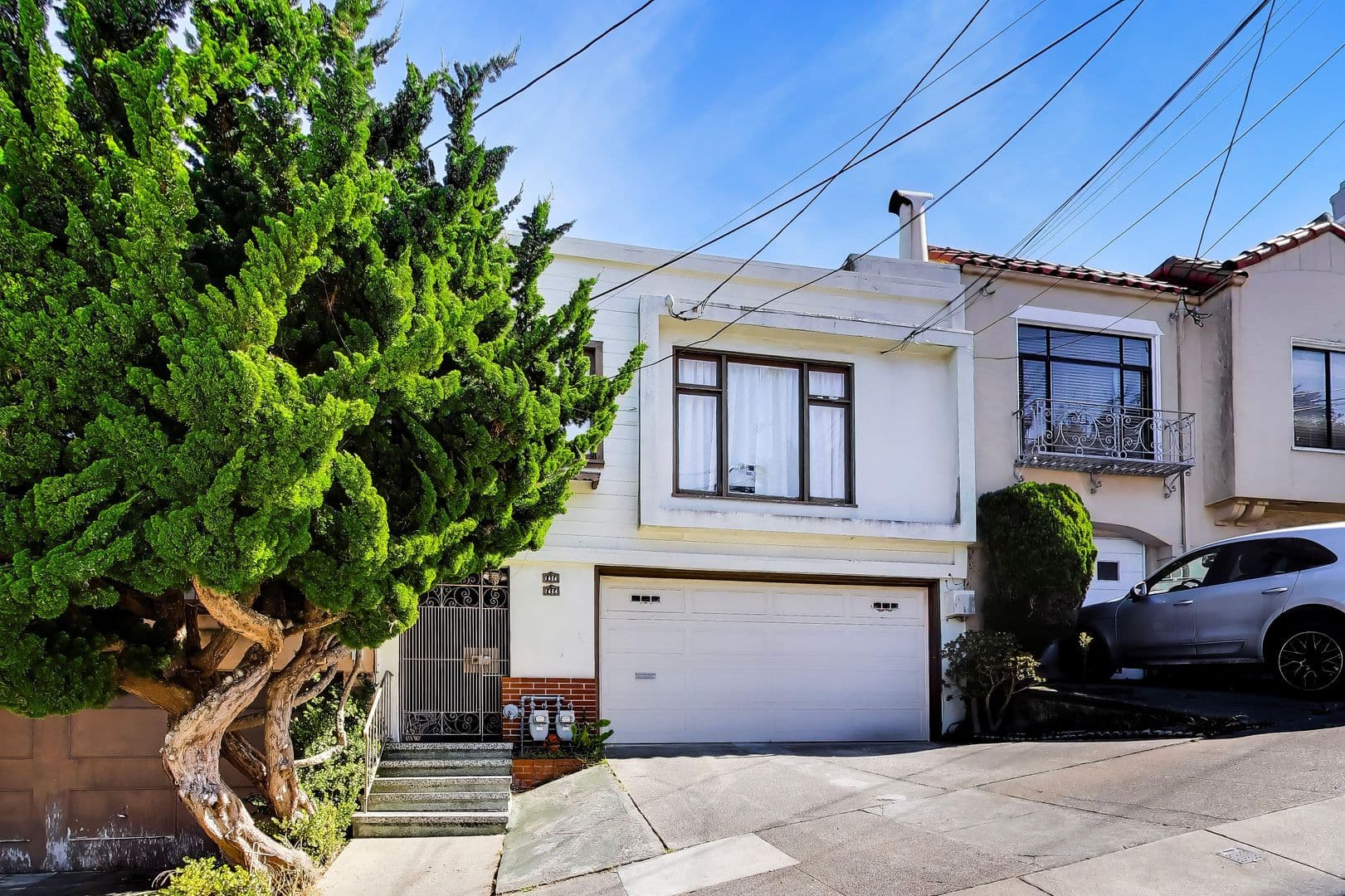 San Francisco Apartment: 1654-1656 Funston Ave