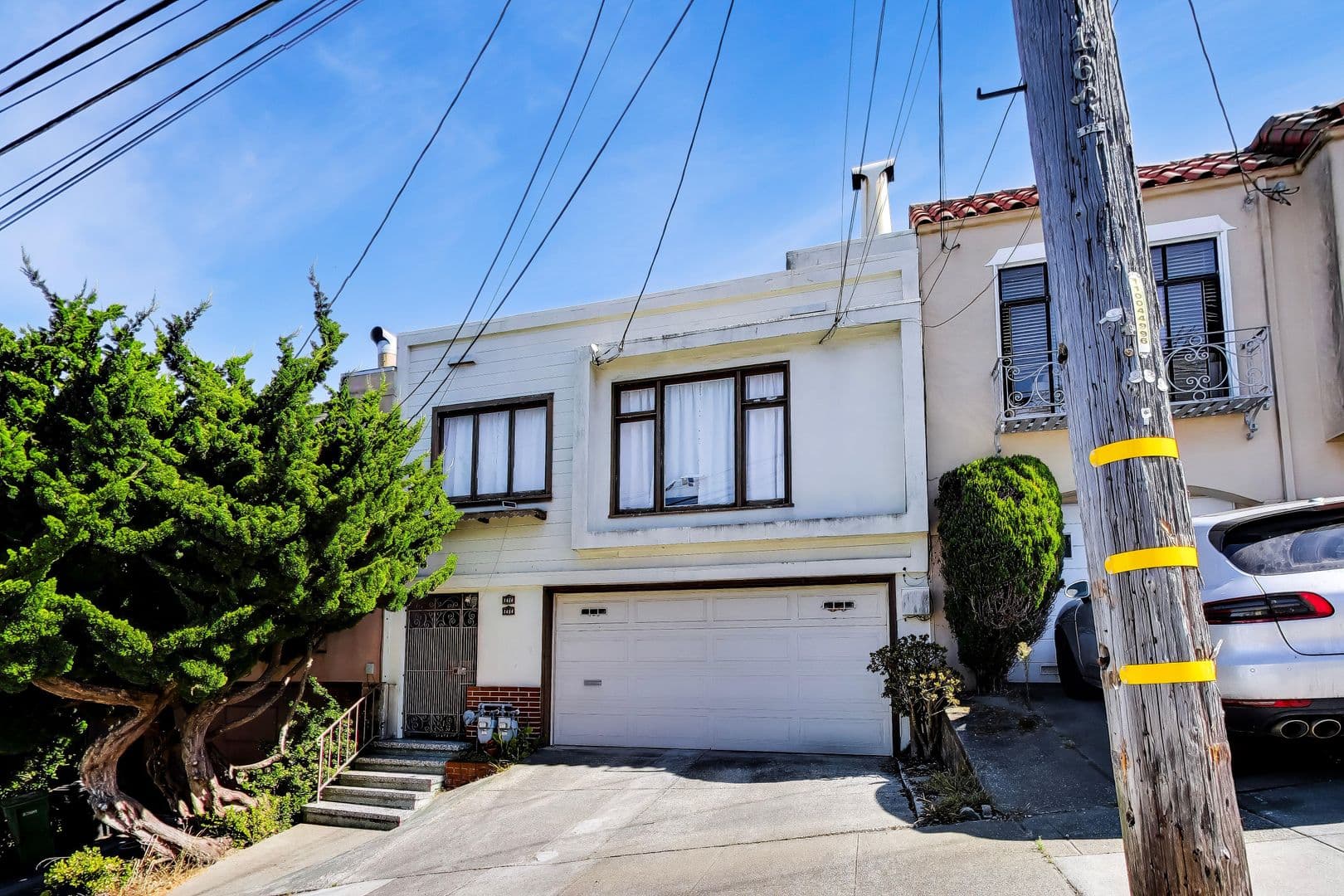 San Francisco Apartment: 1654-1656 Funston Ave