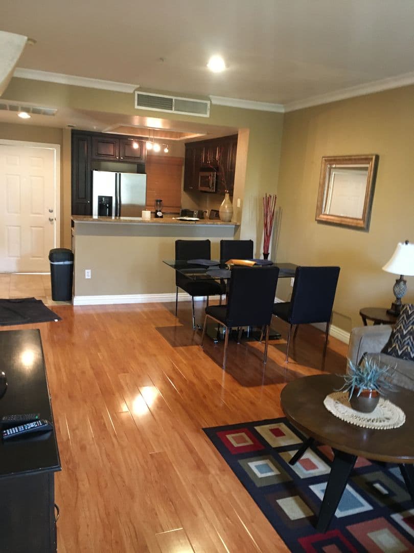 Las Vegas Condo: 260 E. Flamingo Rd. #335