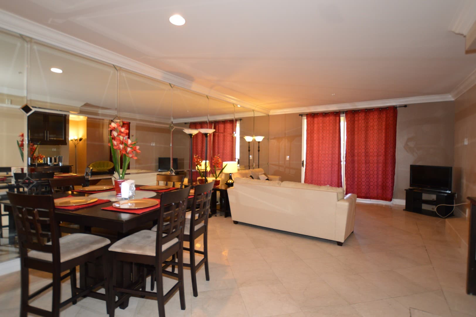 Las Vegas Condo: 230 E. Flamingo Rd. #137