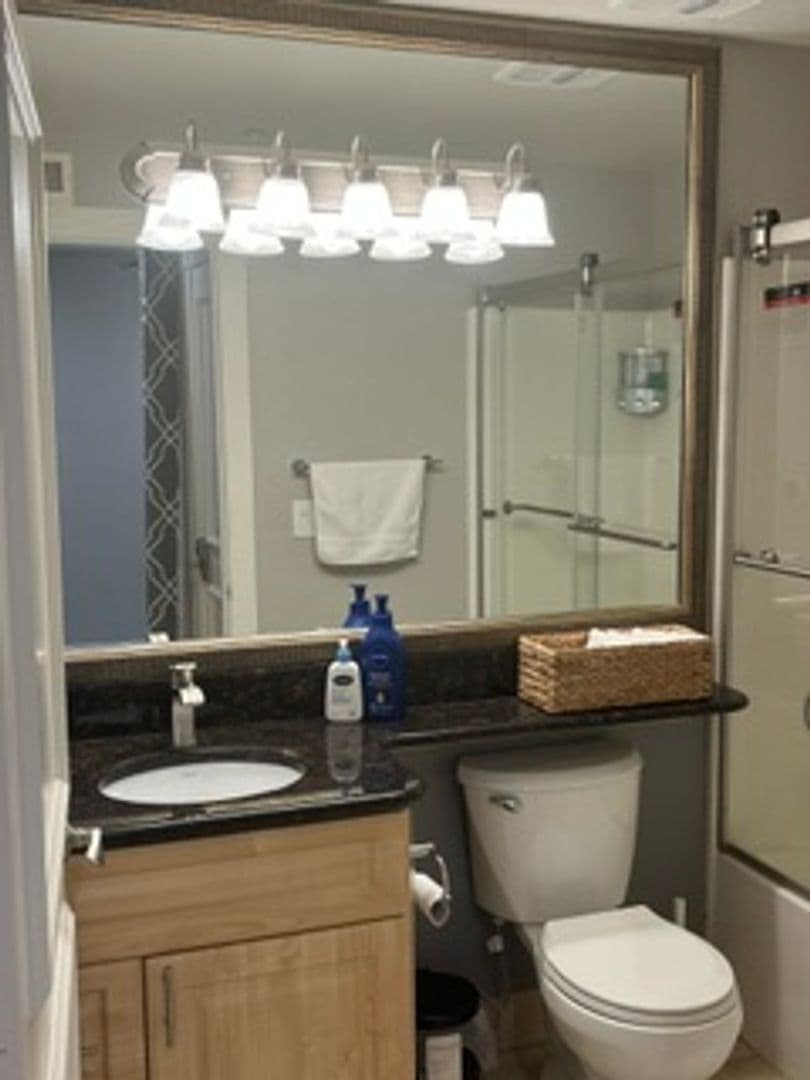 Las Vegas Condo: 210 E Flamingo #413