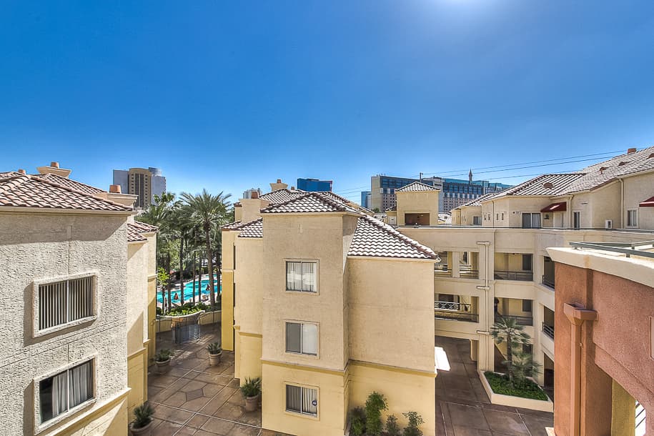Las Vegas Condo: 270 E. Flamingo Rd.