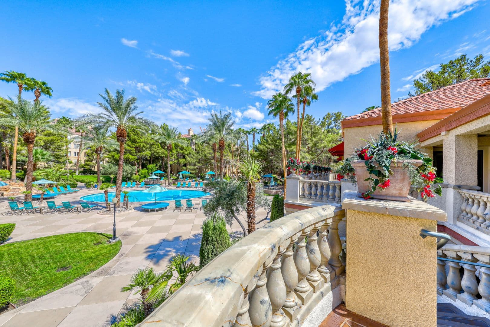 Las Vegas Condo: 220 E. Flamingo Rd. #313