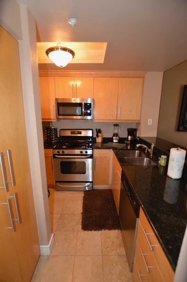 Las Vegas Condo: 220 E. Flamingo Rd.