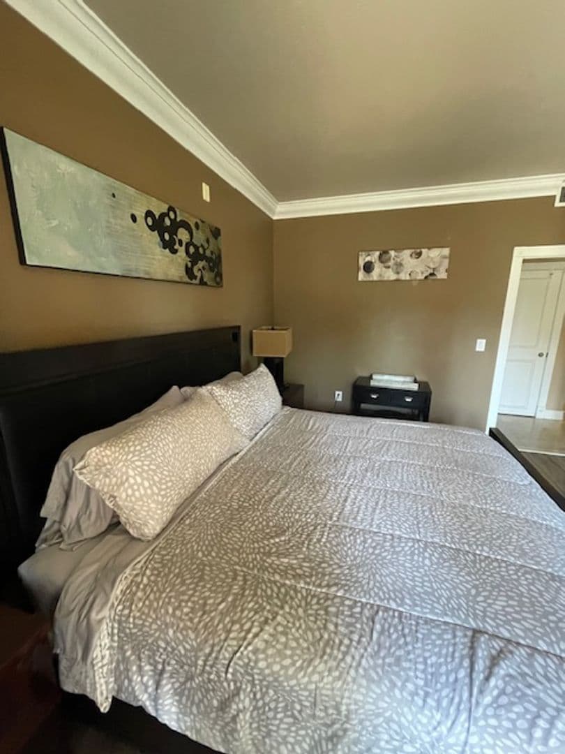 Las Vegas Condo: 220 E. Flamingo Rd.