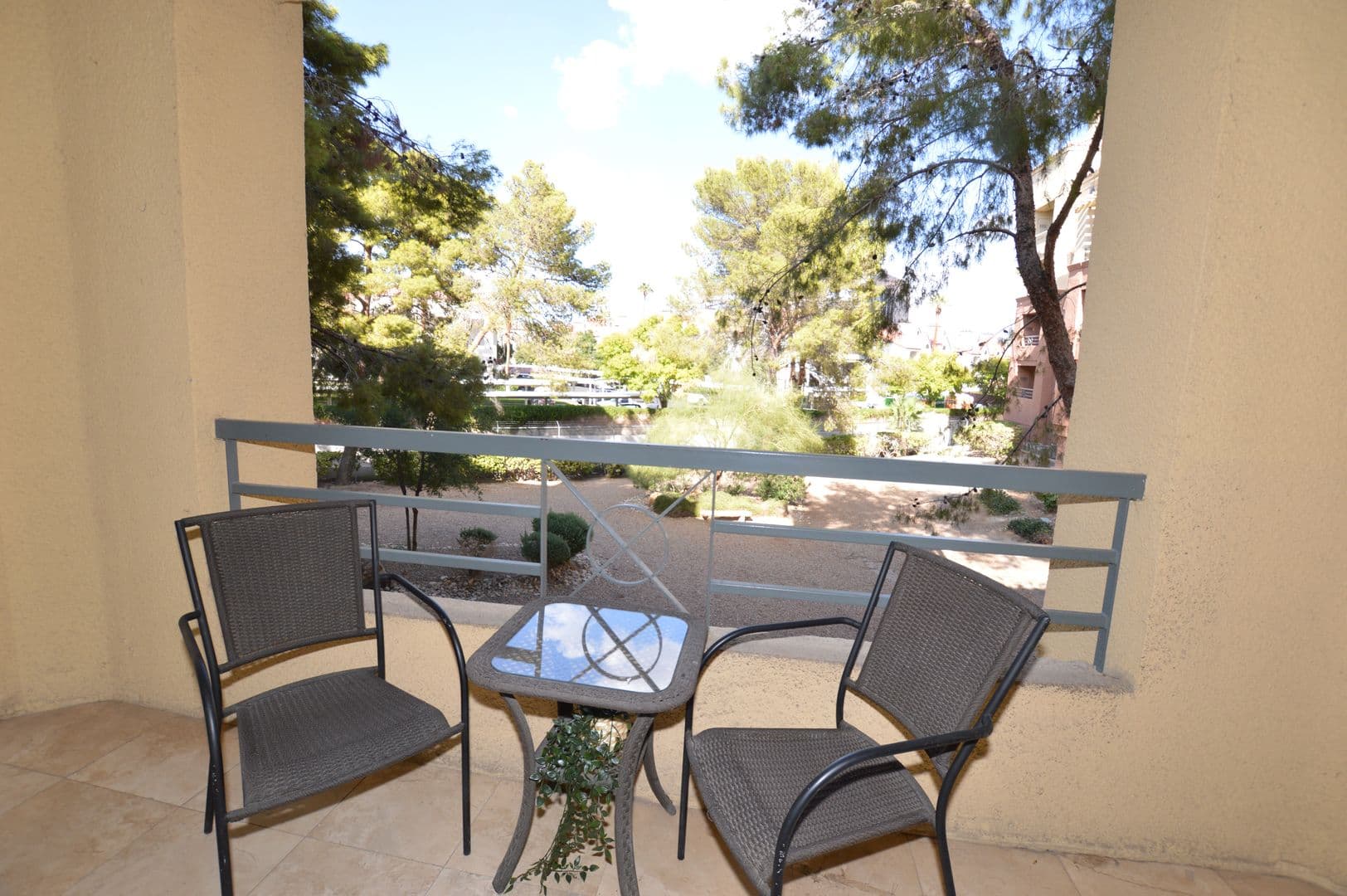 Las Vegas Condo: 230 E Flamingo Rd